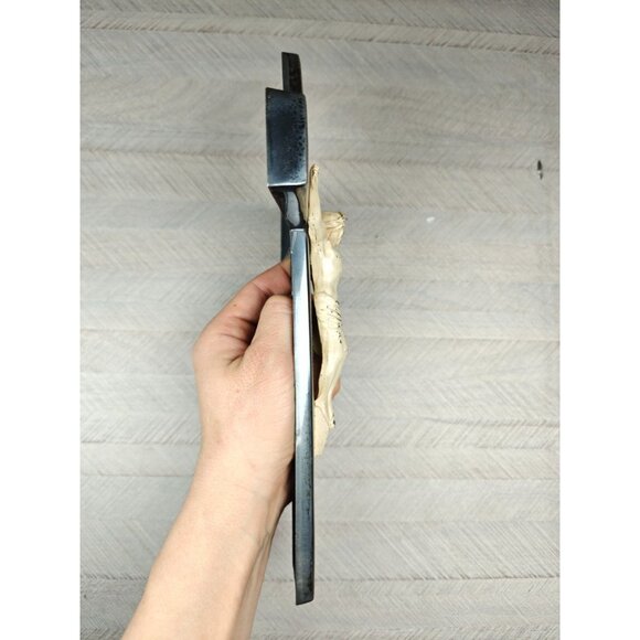 Vintage Metal Wall Crucifix 10" INRI Jesus Figure Religious Christian Décor - Picture 8 of 8